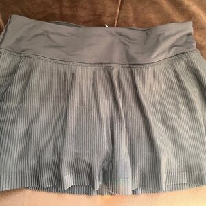 Lululemon Pleat to Street tennis Skirt